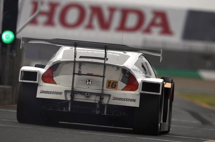  Honda CR-Z GT300 Team by Mugen 2012 года  (фото 6 из 22)